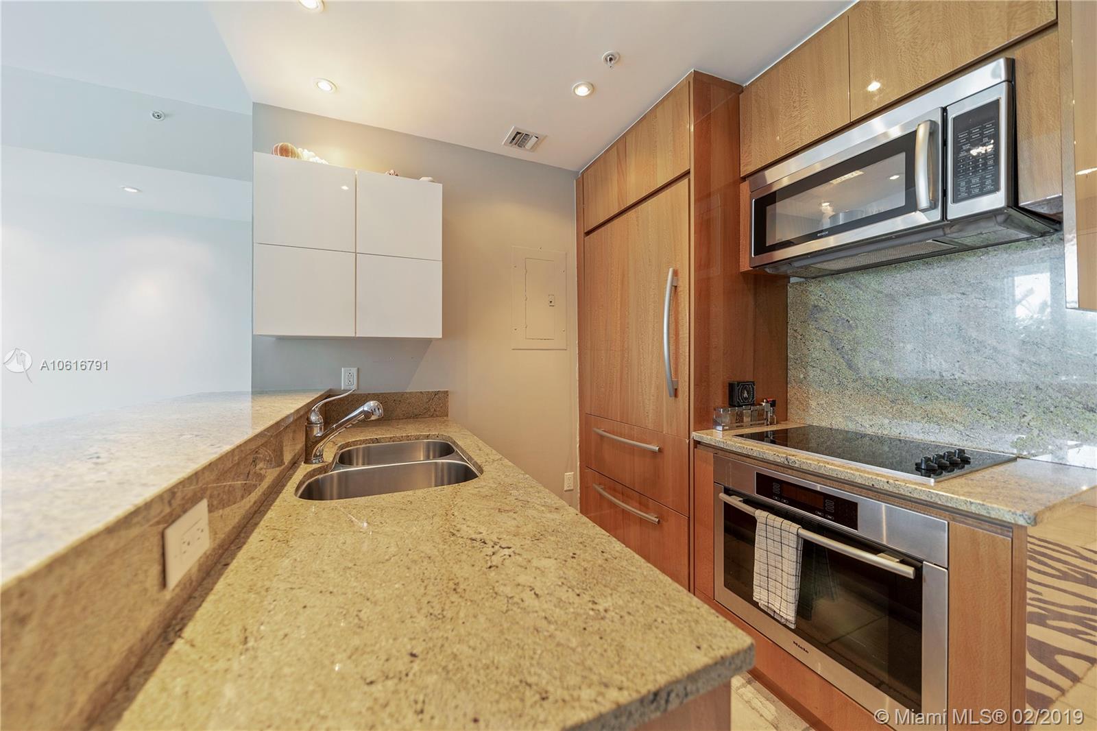 One of the lowest sales prices per SF at Continuum on South Beach in 2019